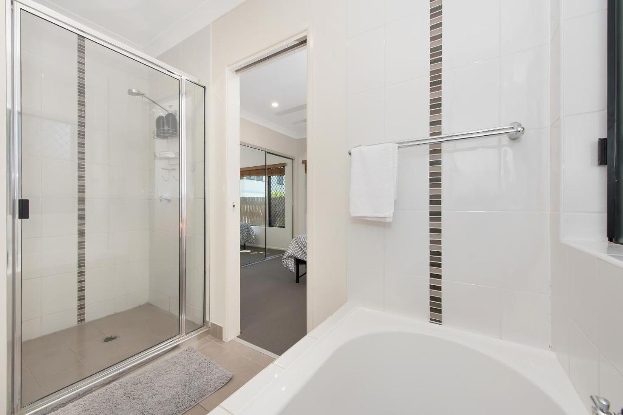 3 Bedroom Central Home Таунсвіль Екстер'єр фото